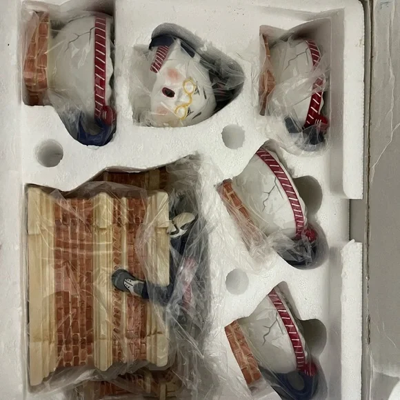 Vintage Dept 56 Storybook Collection Humpty Dumpty Nursery Rhyme Tea Set New - Picture 5 of 10